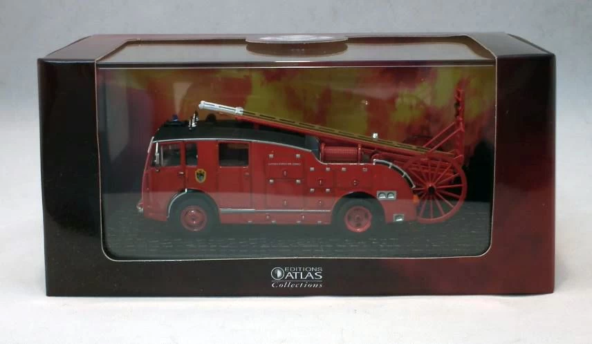 Dennis F12 -Suffolk And Ipswich (MARKED 003) Fire Service - Image 2