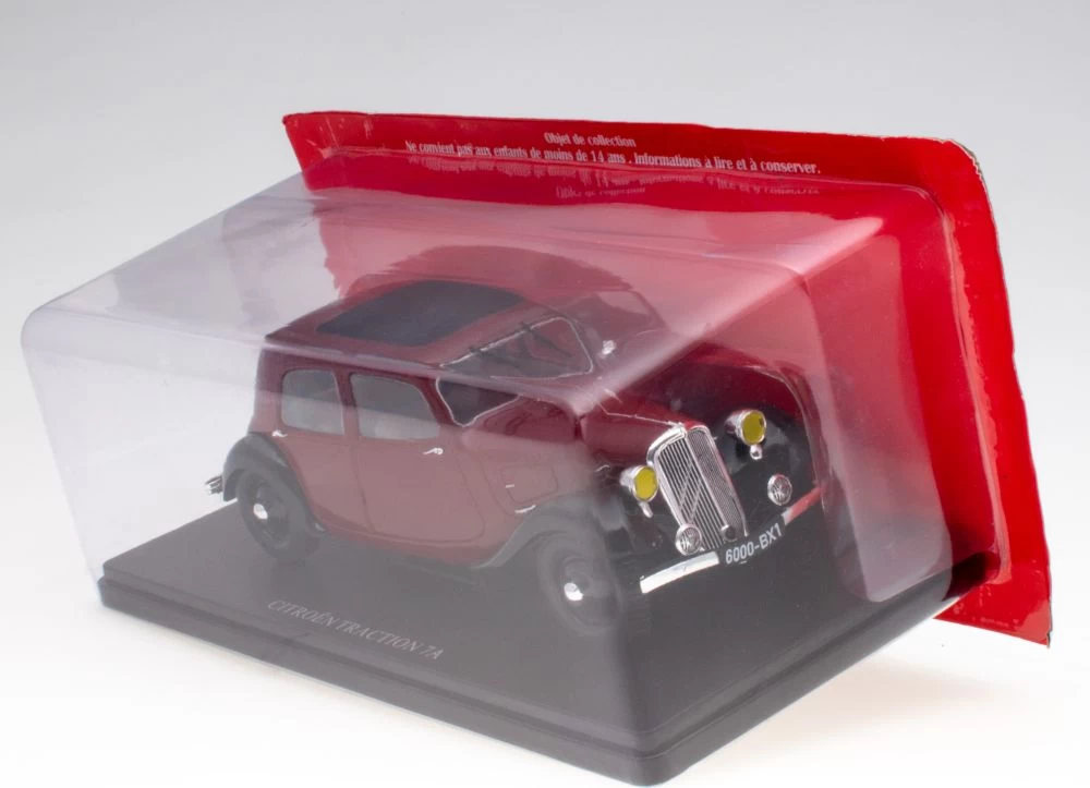 Citroen Traction 7A - Red 1934 1:24th Scale - Image 3