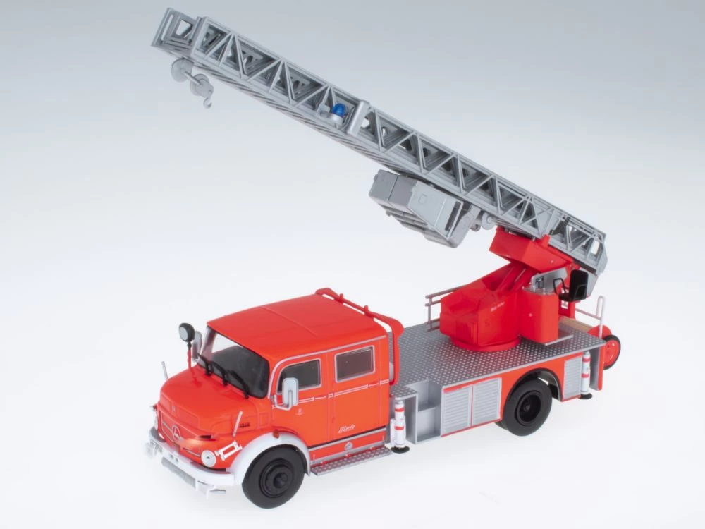 Mercedes Benz L 1519 DLK30 Metz Germany - 1966 - Fire Trucks In 1:43 - Image 3