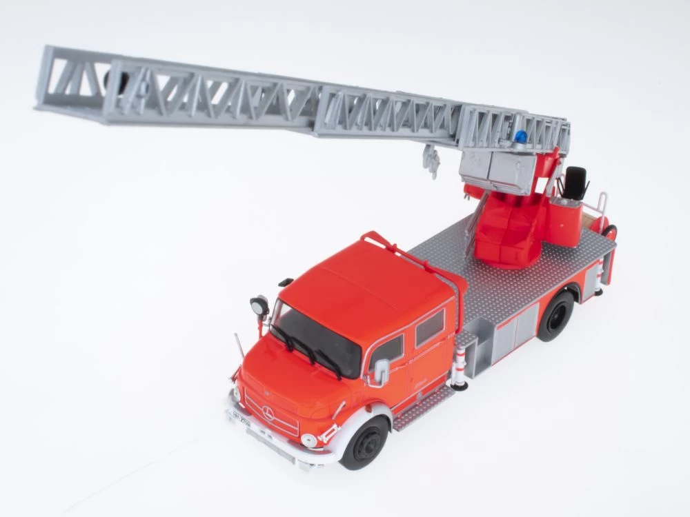 Mercedes Benz L 1519 DLK30 Metz Germany - 1966 - Fire Trucks In 1:43 - Image 5