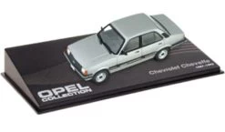 Chevrolet Chevette - Silver