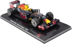 Red Bull RB12 - Max Verstappen - 2016 1:24 F1 - Blister Packaging