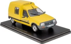 Citroen C15 D La Poste - 1989 1:24th Scale