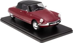 Citroen DS 19 - Convertable Maroon 1:24th Scale