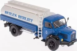 Berliet GLR8 M2 Citerne - Blue / White 'Huiles Berliet' Berliet Trucks Collection