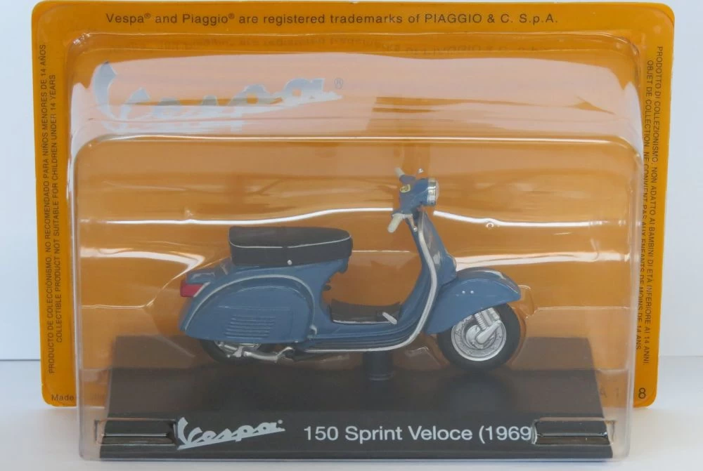 Vespa 150 SPRINT VELOCE - 1969 Vespa Collection In 1:18