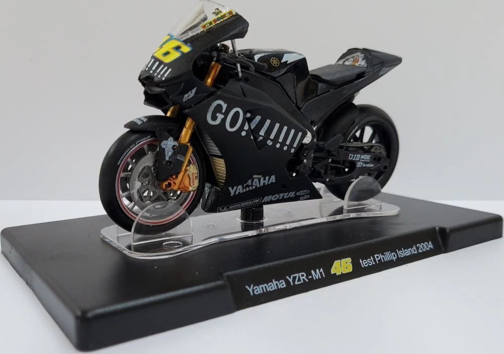 Yamaha YZR-M1 Phillip Island 2004 Rossi Valentino Rossi Collection In 1:18
